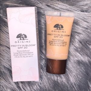 NEW ❤️ Origins pretty in bloom foundation